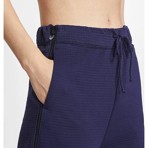 Nike Sportswear City Ready Women's Fleece Pants - Picture 4 of 4